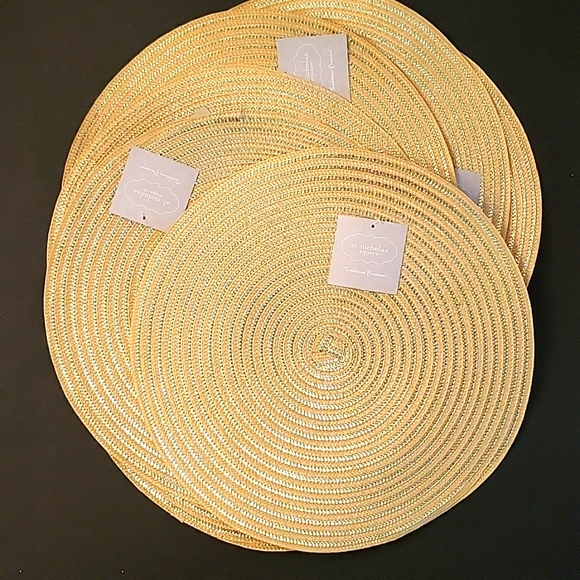 NEW Golden Woven Spiral Placemats! Set of 8! - Picture 7 of 8